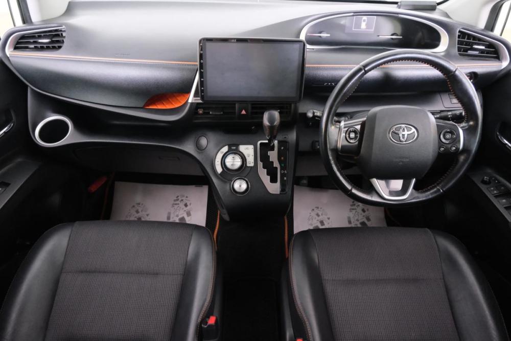 Toyota Sienta II Омск  - изображение 14