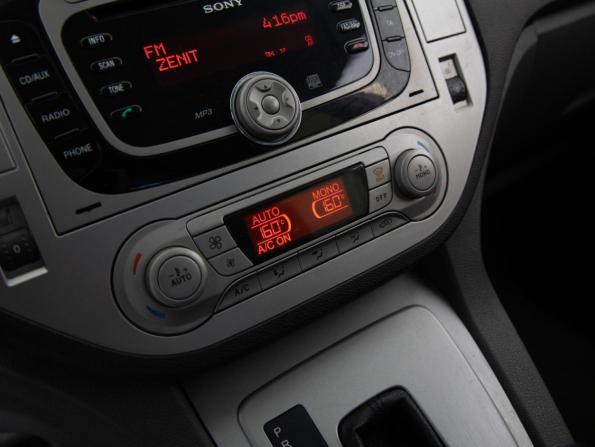 Ford Kuga I с пробегом 2011 года, цена 849 000 рублей, 175649 км, внедорожник, Автокод Объявления