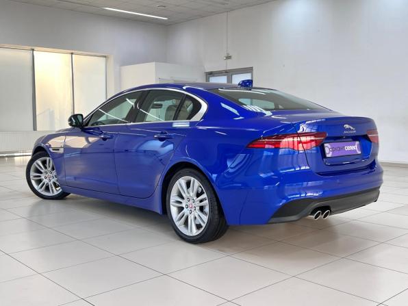 Jaguar XE I Рестайлинг с пробегом 2019 года, цена 2 499 000 рублей, 130000 км, седан, Автокод Объявления