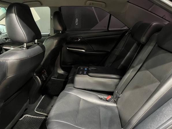 Toyota Camry VII (XV50) Рестайлинг с пробегом 2015 года, цена 1 680 000 рублей, 269842 км, седан, Автокод Объявления