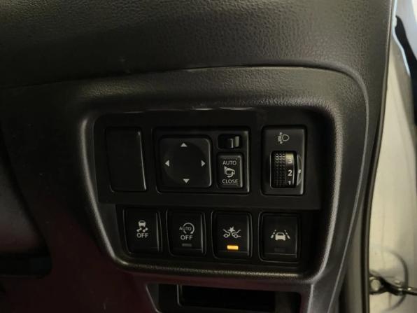 Nissan Juke I Рестайлинг с пробегом 2016 года, цена 1 240 000 рублей, 104030 км, внедорожник, Автокод Объявления