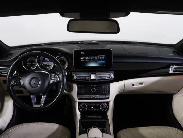 Mercedes-Benz CLS II (C218) Рестайлинг с пробегом 2015 года, цена 3 390 000 рублей, 123000 км, седан, Автокод Объявления