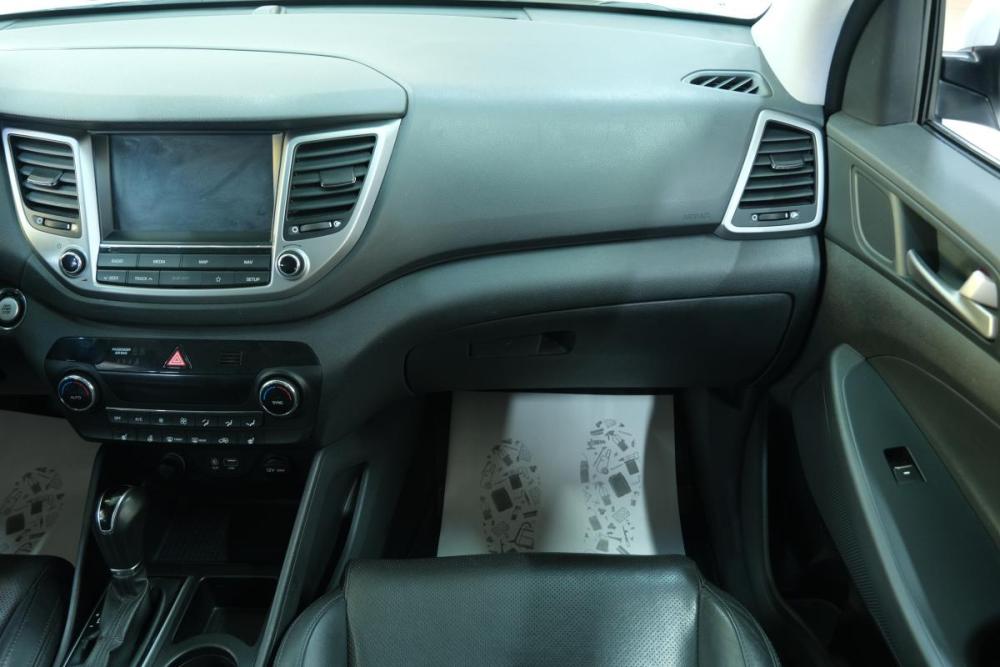 Hyundai Tucson III Омск  - изображение 17