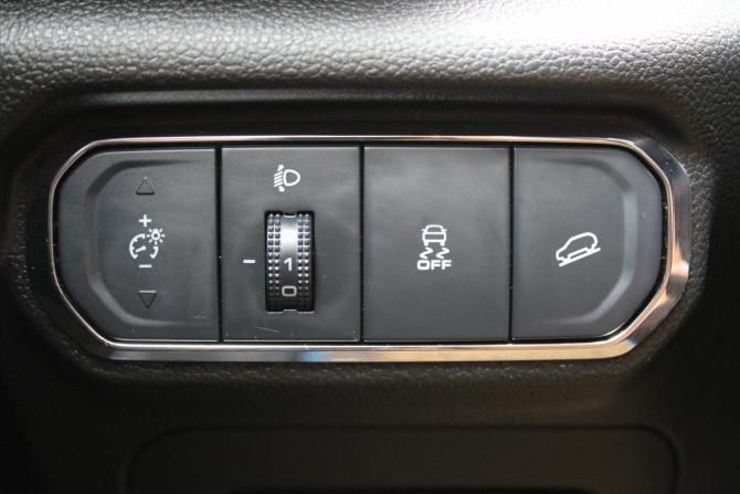 Haval Jolion I с пробегом 2021 года, цена 1 725 000 рублей, 117000 км, внедорожник, Автокод Объявления