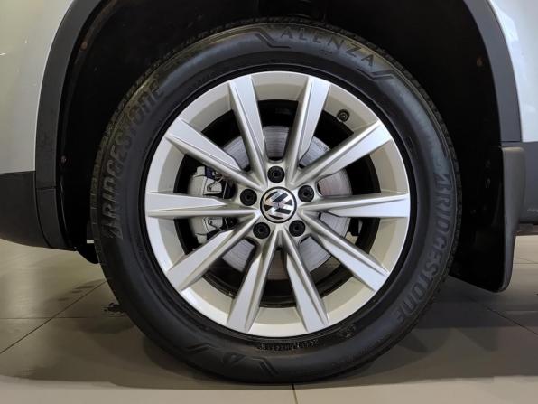 Volkswagen Tiguan I Рестайлинг с пробегом 2013 года, цена 1 361 000 рублей, 225715 км, внедорожник, Автокод Объявления