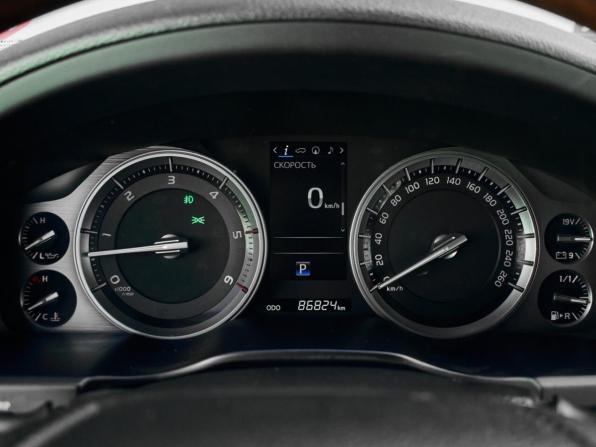 Toyota Land Cruiser 200 Series Рестайлинг 2 с пробегом 2019 года, цена 7 000 000 рублей, 86824 км, внедорожник, Автокод Объявления
