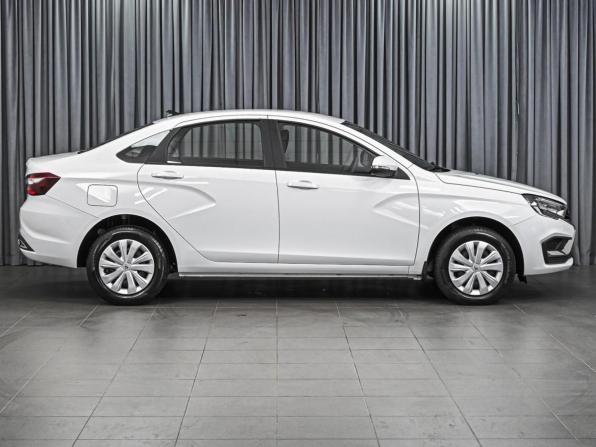 Lada (ВАЗ) Vesta I Рестайлинг (NG) с пробегом 2026 года, цена 1 575 000 рублей, 4395 км, седан, Автокод Объявления
