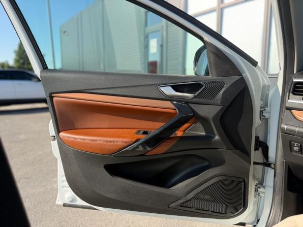 Lada (ВАЗ) Vesta I Рестайлинг (NG) с пробегом 2024 года, цена 1 370 000 рублей, 64000 км, седан, Автокод Объявления