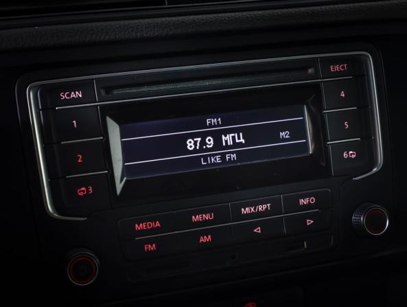 Volkswagen Jetta VI Рестайлинг с пробегом 2015 года, цена 950 000 рублей, 213279 км, седан, Автокод Объявления