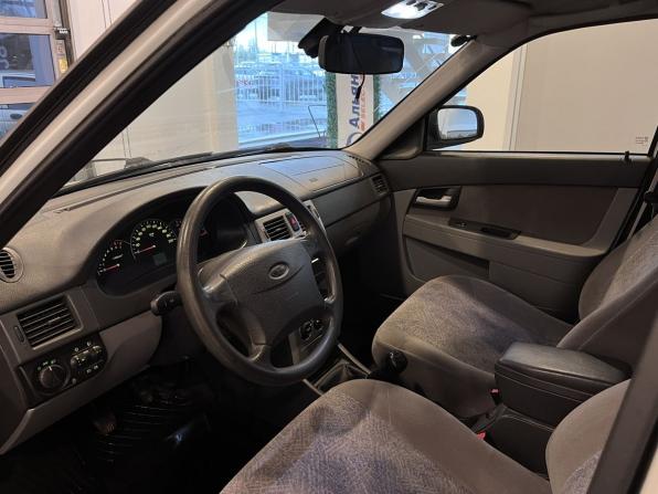 Lada (ВАЗ) Priora I с пробегом 2010 года, цена 195 000 рублей, 231114 км, универсал, Автокод Объявления