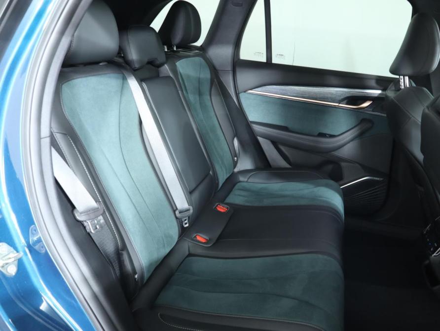 Geely Monjaro I Москва  - изображение 31