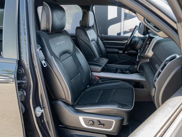 Ram 1500 V с пробегом 2021 года, цена 5 400 000 рублей, 105868 км, offers.body_type.unknown, Автокод Объявления