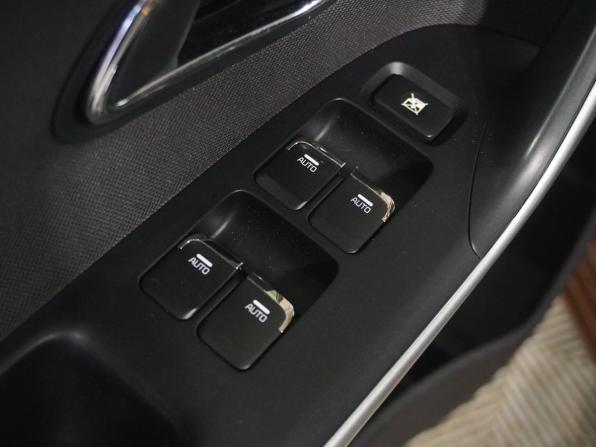 Kia Ceed II Рестайлинг с пробегом 2016 года, цена 1 232 000 рублей, 138400 км, хэтчбек, Автокод Объявления