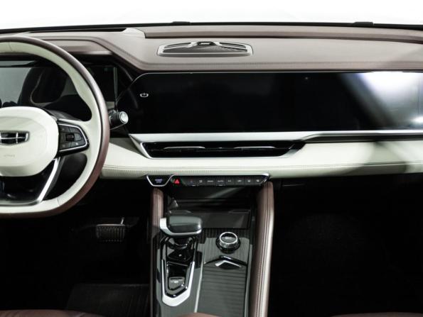 Geely Monjaro I с пробегом 2023 года, цена 2 999 000 рублей, 48001 км, внедорожник, Автокод Объявления