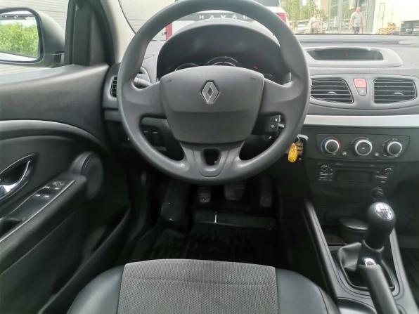 Renault Fluence I Рестайлинг с пробегом 2014 года, цена 996 000 рублей, 57000 км, седан, Автокод Объявления