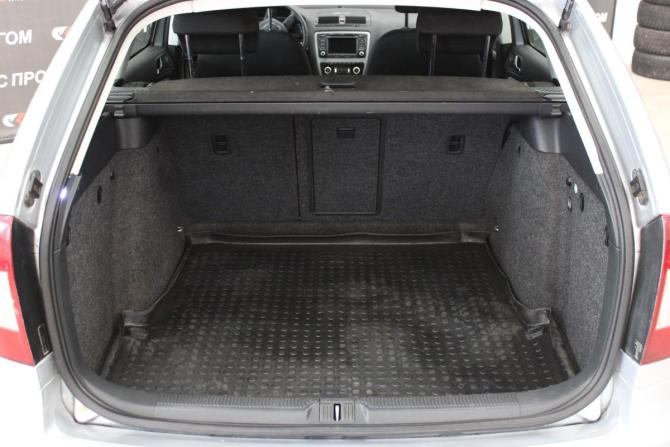 Skoda Octavia II (A5) Рестайлинг с пробегом 2011 года, цена 749 000 рублей, 195050 км, универсал, Автокод Объявления