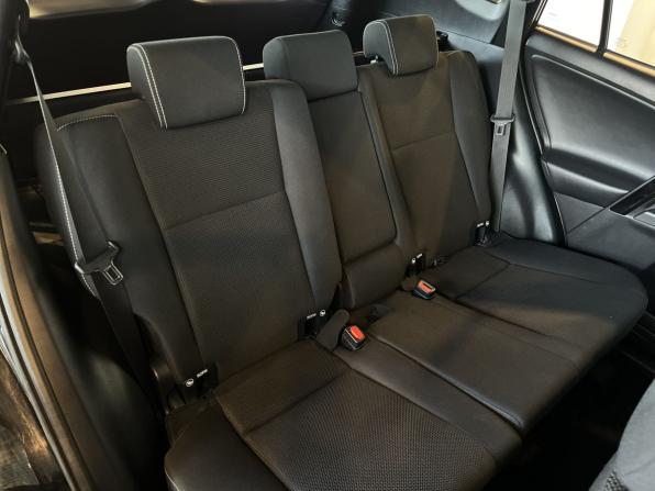 Toyota RAV4 IV (XA40) Рестайлинг с пробегом 2019 года, цена 2 794 300 рублей, 124640 км, внедорожник, Автокод Объявления