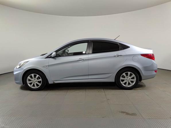 Hyundai Solaris I с пробегом 2012 года, цена 855 000 рублей, 105542 км, седан, Автокод Объявления