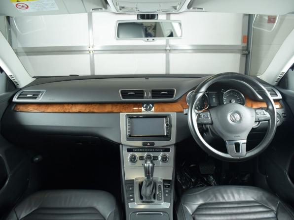 Volkswagen Passat B7 с пробегом 2013 года, цена 1 299 995 рублей, 61123 км, универсал, Автокод Объявления