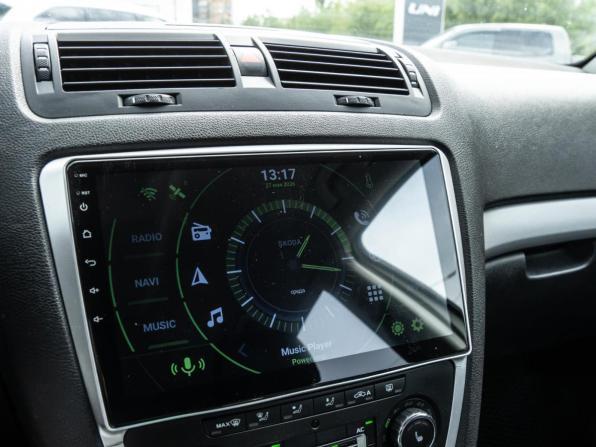Skoda Octavia II (A5) Рестайлинг с пробегом 2012 года, цена 830 000 рублей, 291379 км, лифтбек, Автокод Объявления