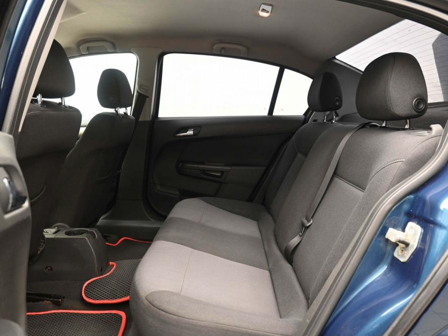 Opel Astra H Рестайлинг Ростов-на-Дону  - изображение 10