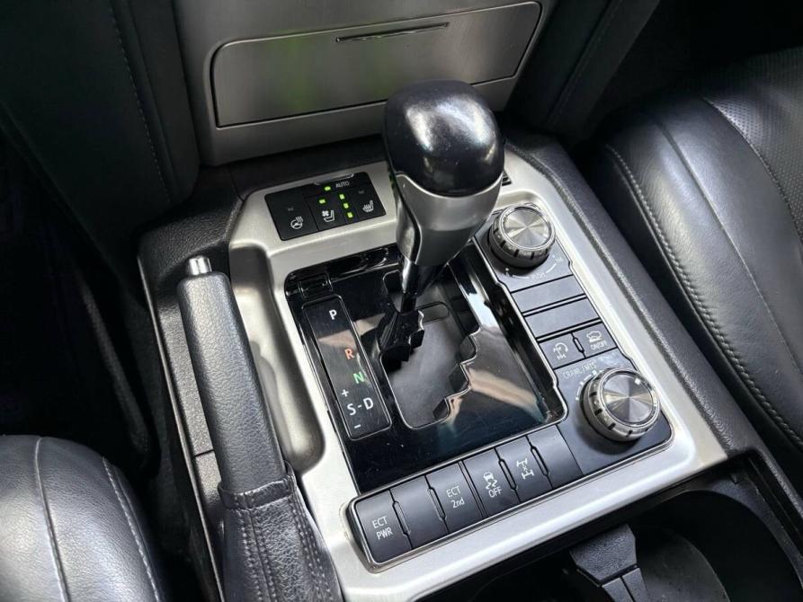Toyota Land Cruiser 200 Series Рестайлинг 2 Ростов-на-Дону  - изображение 13
