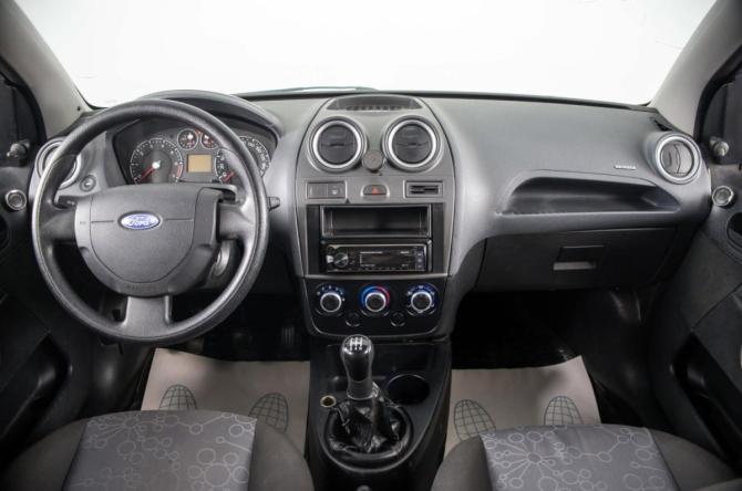 Ford Fiesta Mk5 с пробегом 2008 года, цена 429 000 рублей, 178000 км, хэтчбек, Автокод Объявления