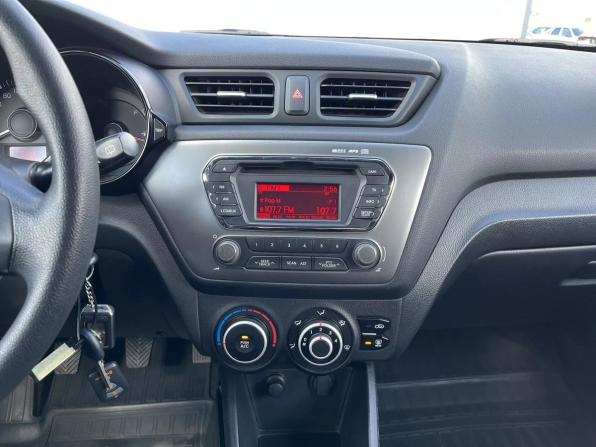 Kia Rio III с пробегом 2013 года, цена 1 170 000 рублей, 27504 км, хэтчбек, Автокод Объявления