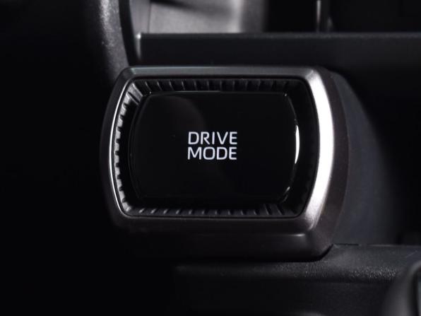 Toyota RAV4 VI (XA60) с пробегом 2026 года, цена 4 149 995 рублей, 16 км, внедорожник, Автокод Объявления