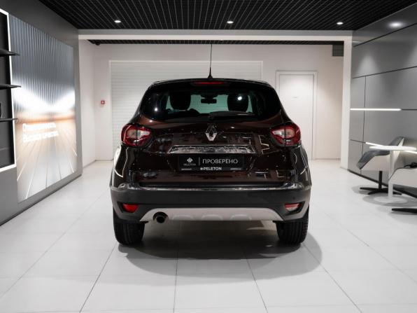 Renault Kaptur I с пробегом 2018 года, цена 1 240 000 рублей, 142231 км, внедорожник, Автокод Объявления