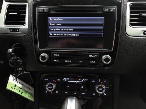 Volkswagen Touareg II Рестайлинг с пробегом 2015 года, цена 2 550 000 рублей, 259910 км, внедорожник, Автокод Объявления