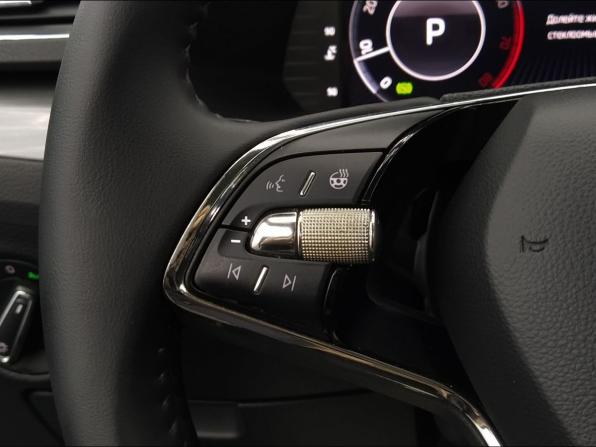 Skoda Superb III Рестайлинг с пробегом 2021 года, цена 2 409 000 рублей, 161659 км, лифтбек, Автокод Объявления