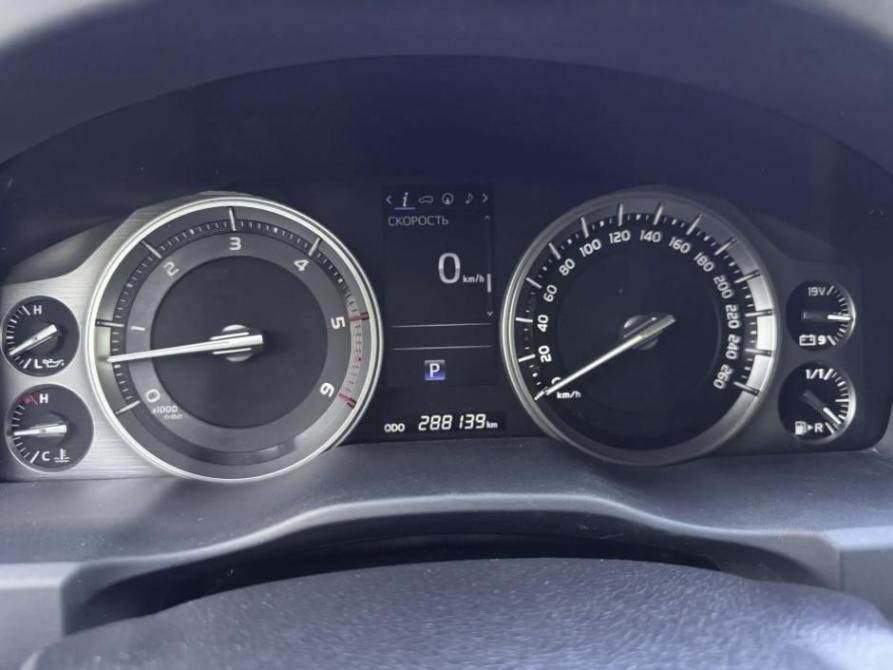 Toyota Land Cruiser 200 Series Рестайлинг 2 Ставрополь  - изображение 13