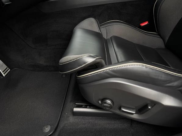 Volvo XC60 II Рестайлинг с пробегом 2021 года, цена 4 090 000 рублей, 91323 км, внедорожник, Автокод Объявления