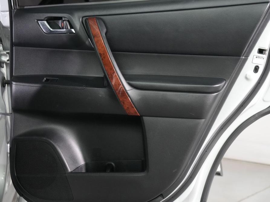 Toyota Highlander II (XU40) Рестайлинг Новосибирск  - изображение 10
