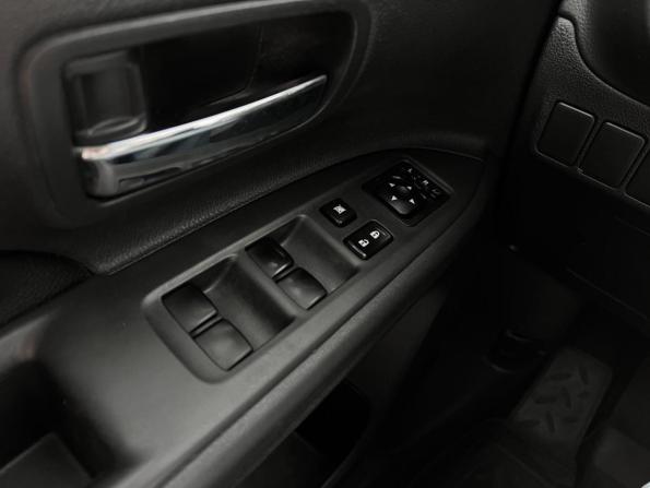 Mitsubishi Outlander III с пробегом 2012 года, цена 1 325 200 рублей, 175028 км, внедорожник, Автокод Объявления