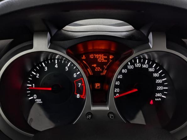 Nissan Juke I Рестайлинг с пробегом 2015 года, цена 1 270 000 рублей, 107987 км, внедорожник, Автокод Объявления