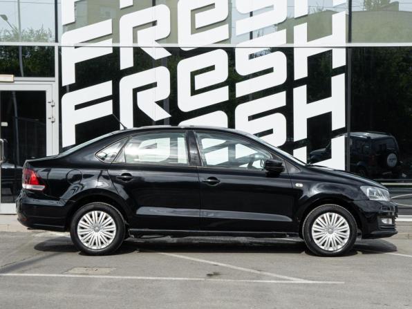 Volkswagen Polo V Рестайлинг с пробегом 2015 года, цена 920 000 рублей, 219955 км, седан, Автокод Объявления