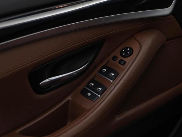 BMW 5 серии VI (F10/F11/F07) Рестайлинг с пробегом 2015 года, цена 2 299 444 рубля, 204812 км, седан, Автокод Объявления