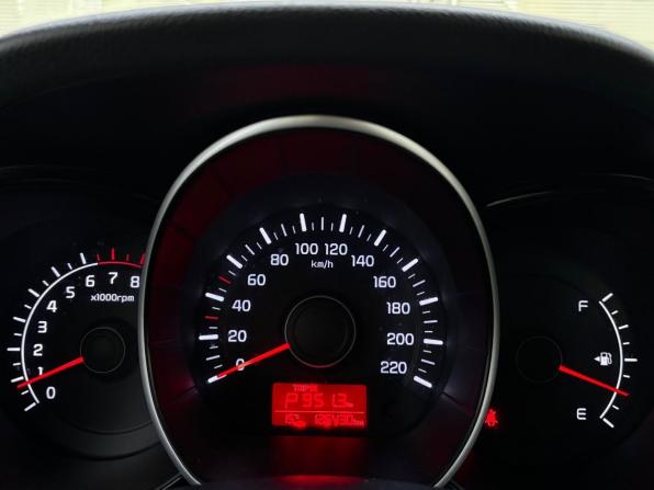 Kia Rio III Рестайлинг с пробегом 2015 года, цена 1 155 000 рублей, 125400 км, седан, Автокод Объявления