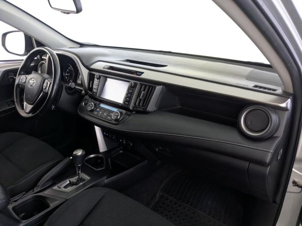 Toyota RAV4 IV (XA40) Рестайлинг с пробегом 2019 года, цена 2 380 000 рублей, 188130 км, внедорожник, Автокод Объявления