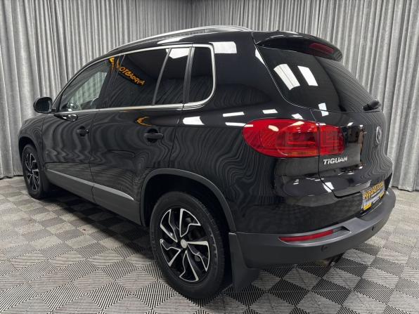 Volkswagen Tiguan I Рестайлинг с пробегом 2013 года, цена 1 490 000 рублей, 219193 км, внедорожник, Автокод Объявления