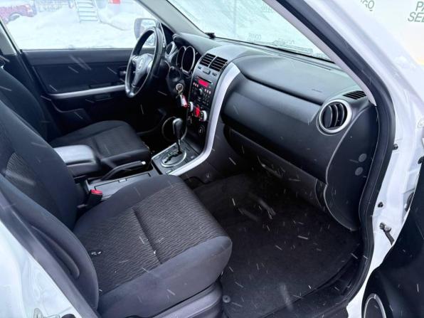 Suzuki Grand Vitara II Рестайлинг 2 с пробегом 2013 года, цена 1 155 000 рублей, 272000 км, внедорожник, Автокод Объявления