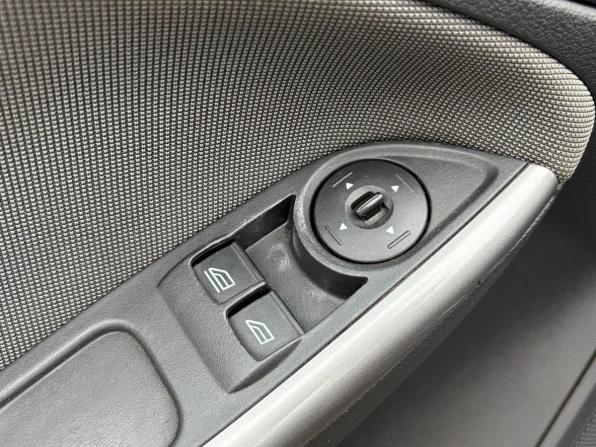 Ford Focus III с пробегом 2012 года, цена 595 000 рублей, 272425 км, универсал, Автокод Объявления