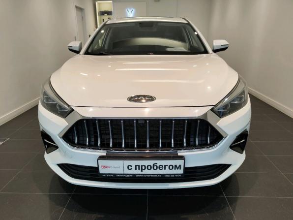 JAC J7 I с пробегом 2023 года, цена 1 049 000 рублей, 41000 км, лифтбек, Автокод Объявления