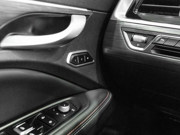 Geely Tugella I Рестайлинг с пробегом 2023 года, цена 2 640 000 рублей, 69455 км, внедорожник, Автокод Объявления