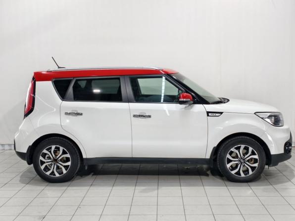 Kia Soul II Рестайлинг с пробегом 2017 года, цена 1 509 000 рублей, 163952 км, хэтчбек, Автокод Объявления