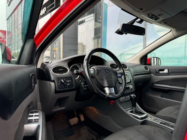 Ford Focus II Рестайлинг с пробегом 2010 года, цена 535 000 рублей, 158272 км, седан, Автокод Объявления