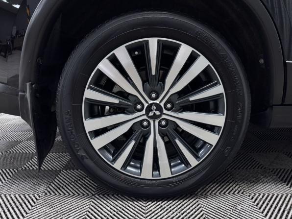 Mitsubishi Outlander III Рестайлинг 3 с пробегом 2020 года, цена 2 630 000 рублей, 95095 км, внедорожник, Автокод Объявления