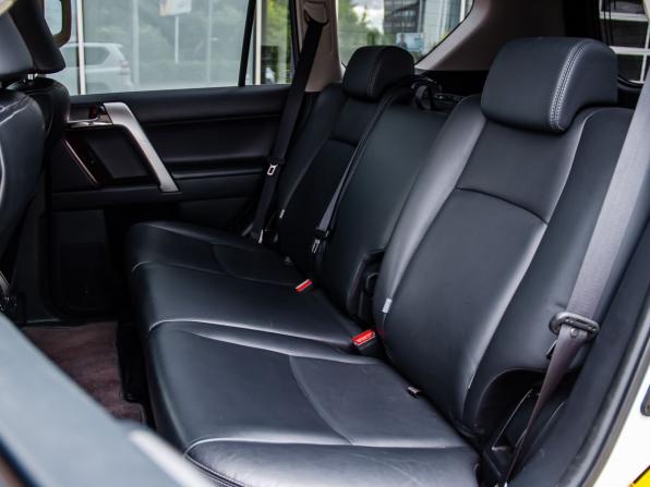 Toyota Land Cruiser Prado 150 Series Рестайлинг 1 с пробегом 2017 года, цена 4 600 000 рублей, 92265 км, внедорожник, Автокод Объявления